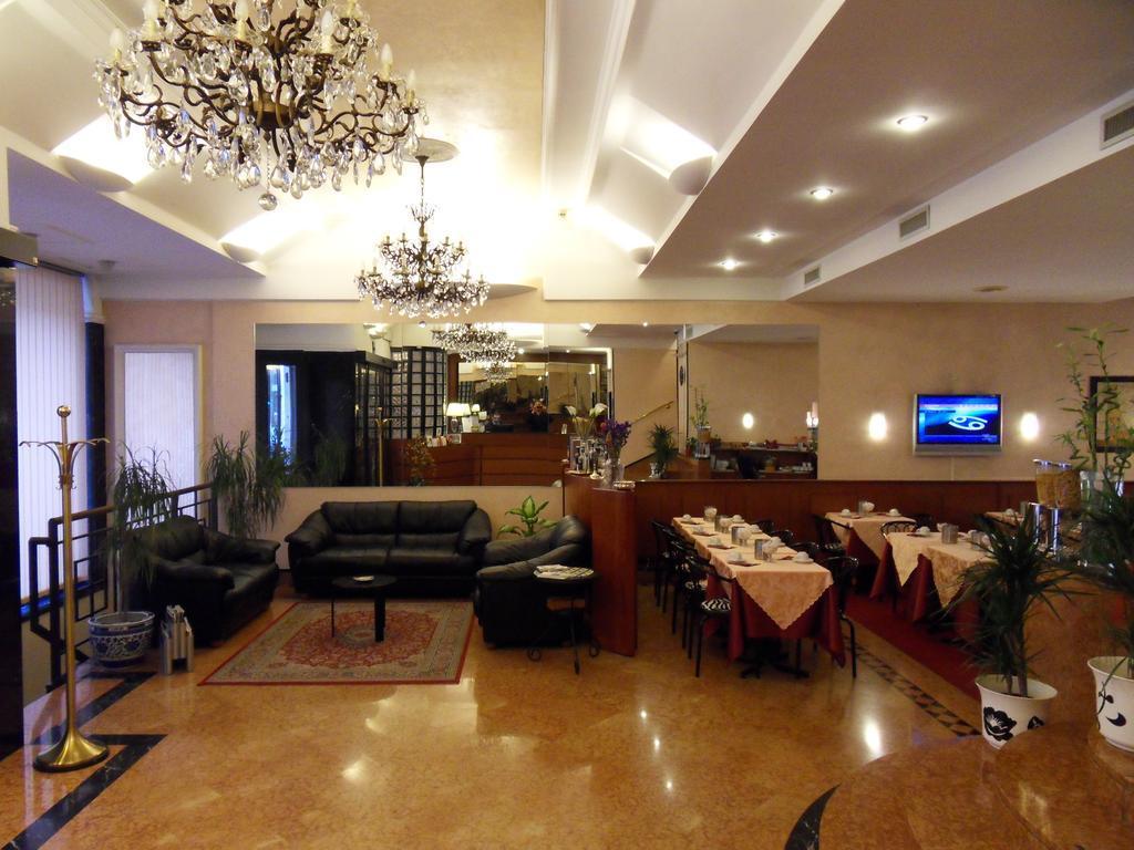 מילאנו Hotel Roxy מראה חיצוני תמונה