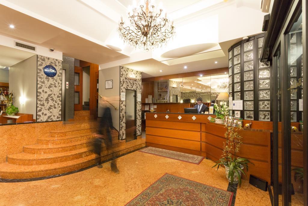 מילאנו Hotel Roxy מראה חיצוני תמונה